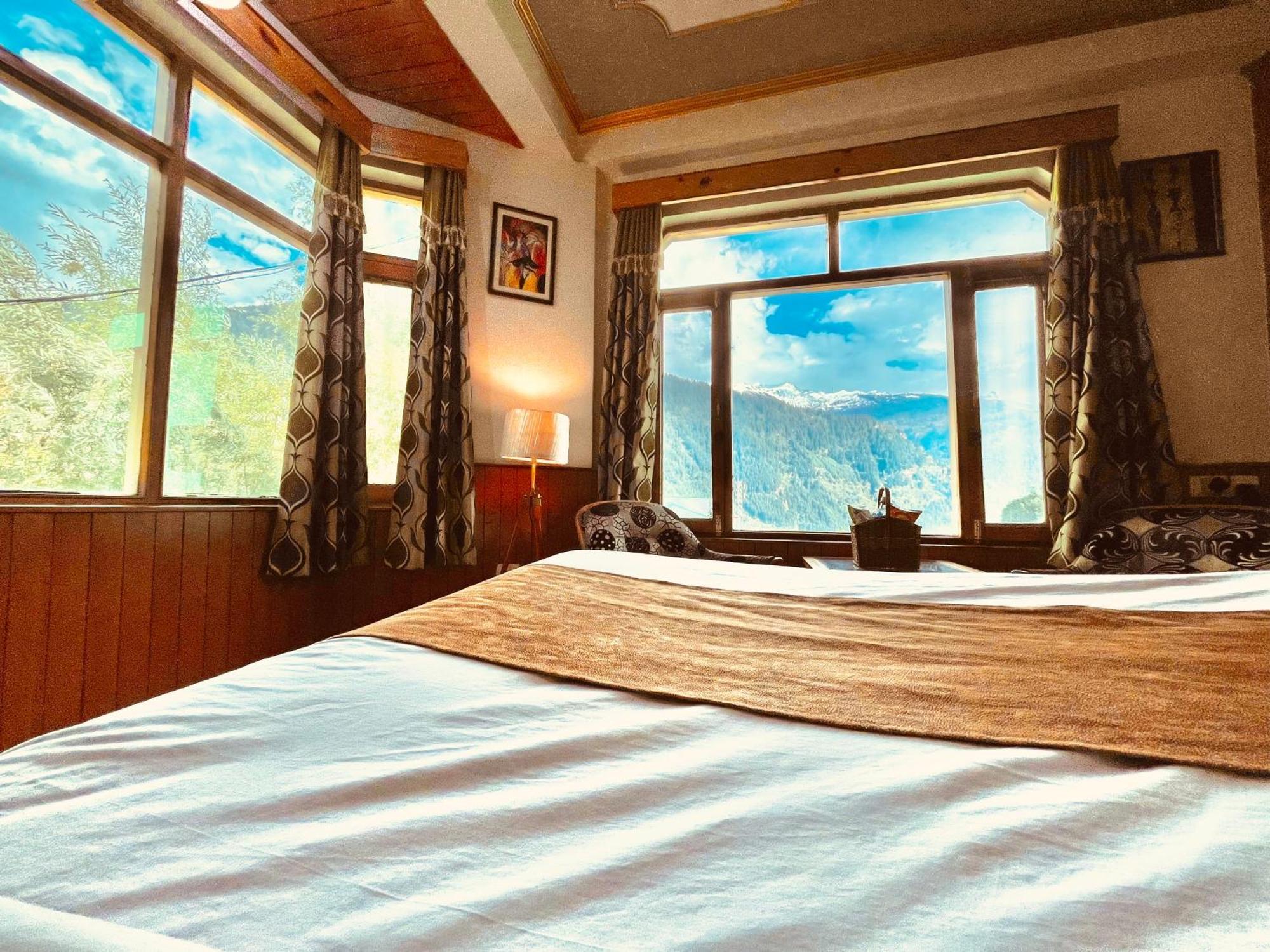 Woods Villa Cottage, Manali Exteriör bild