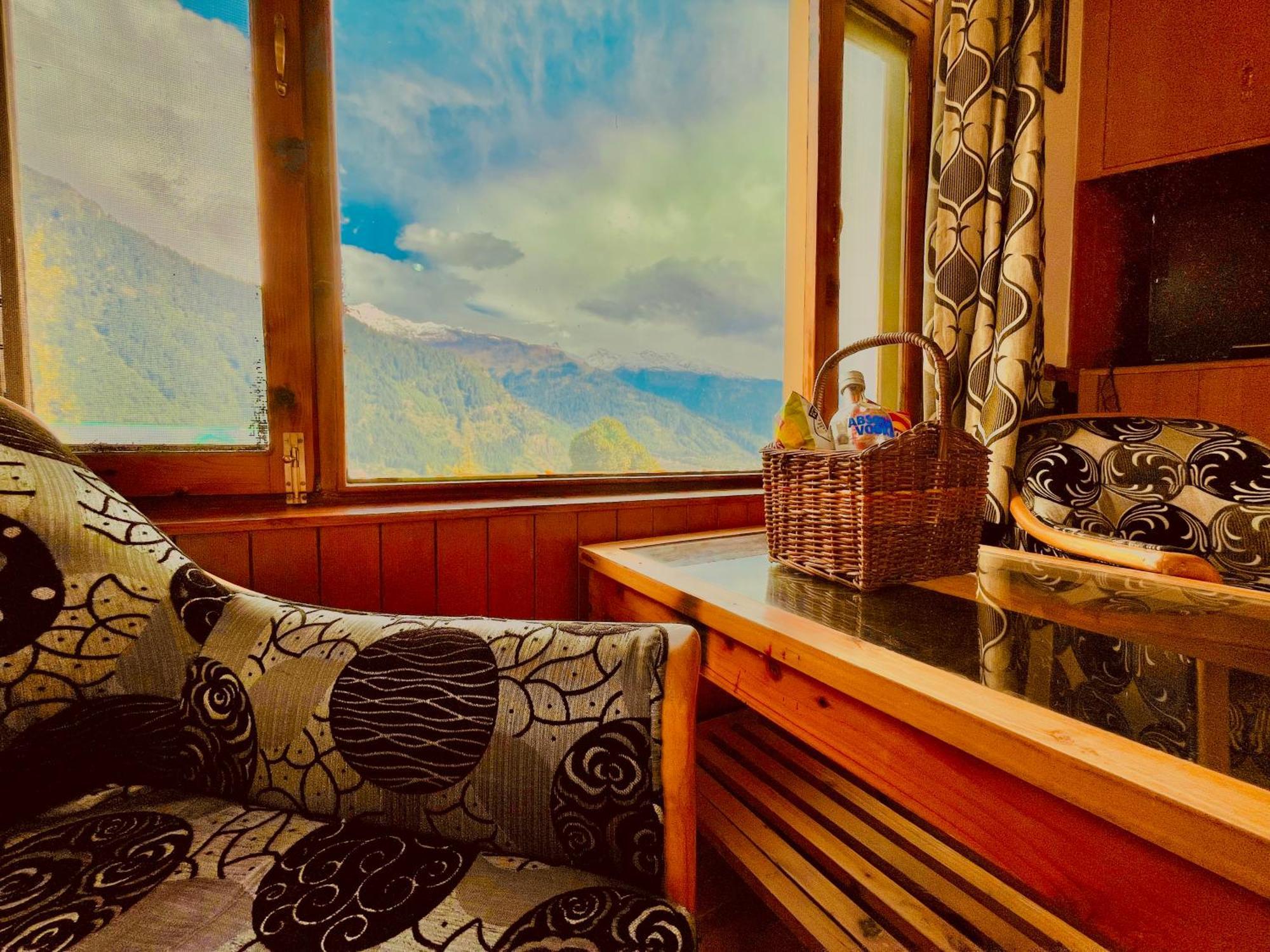Woods Villa Cottage, Manali Exteriör bild