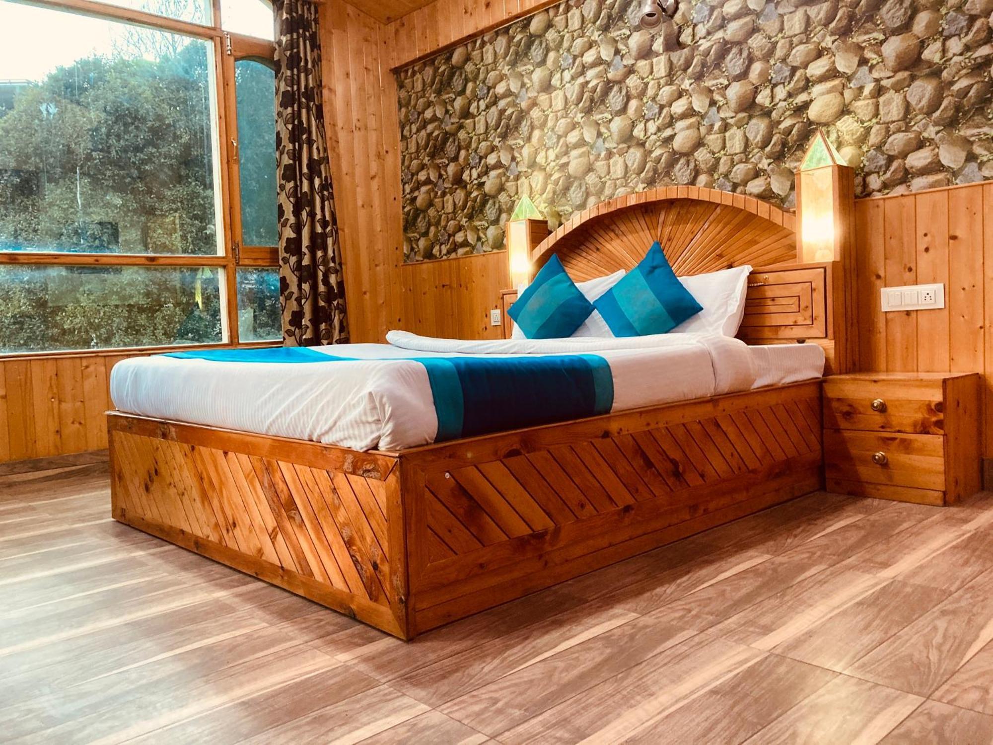 Woods Villa Cottage, Manali Exteriör bild