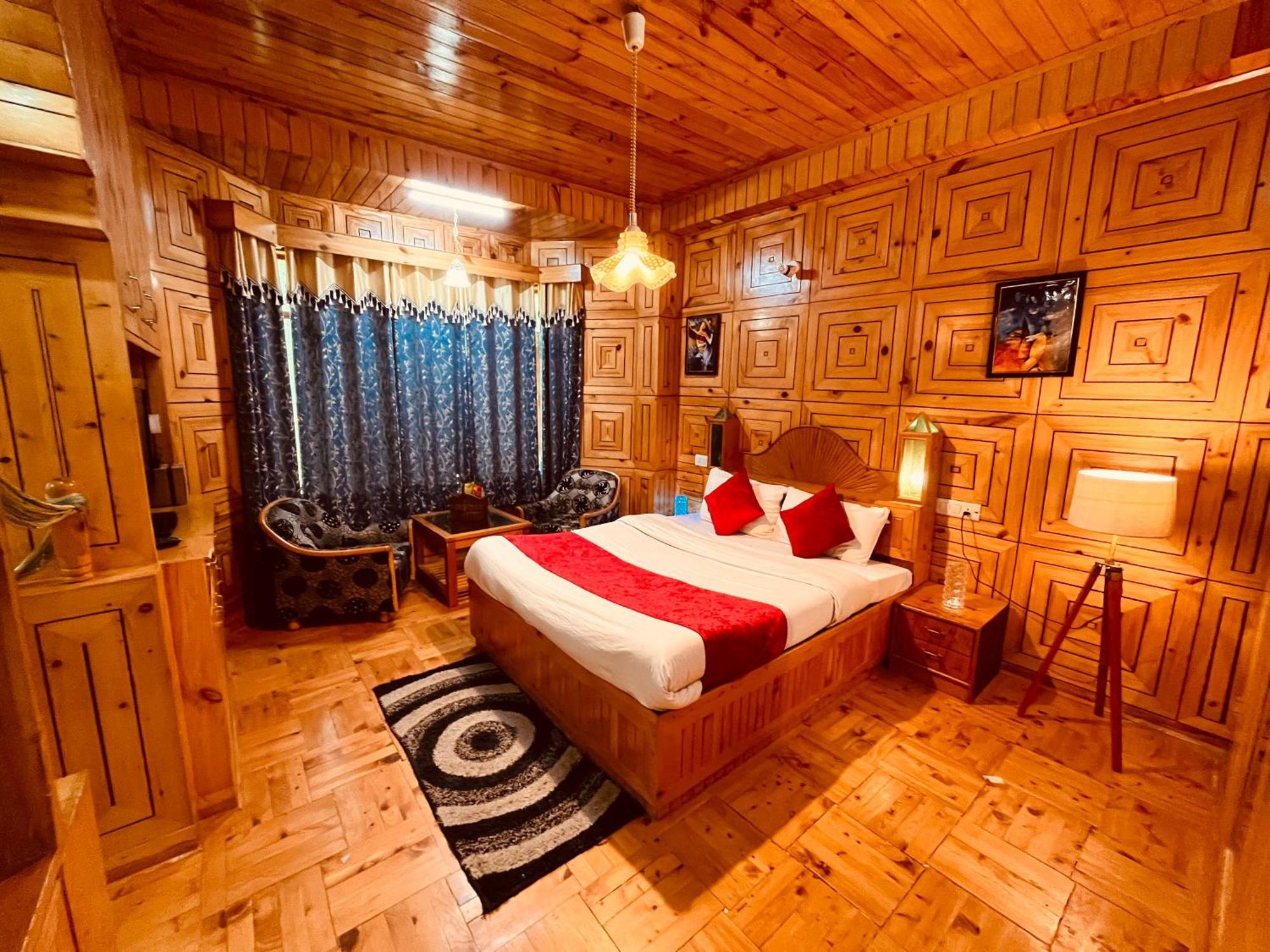 Woods Villa Cottage, Manali Exteriör bild