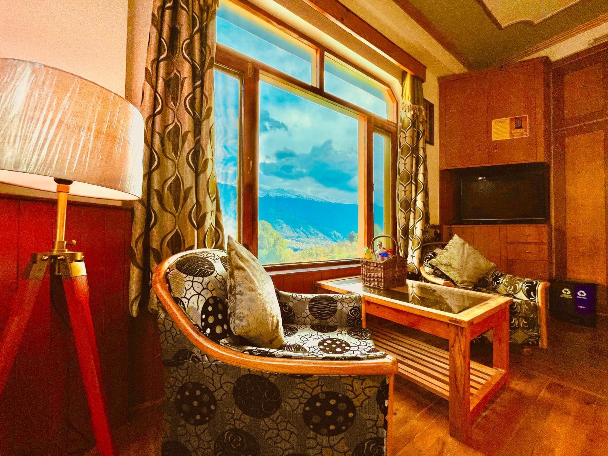 Woods Villa Cottage, Manali Exteriör bild
